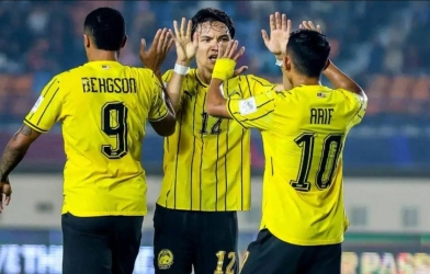Báo Malaysia công bố tin vui kép, bất ngờ nhắc thẳng tên ĐT Việt Nam