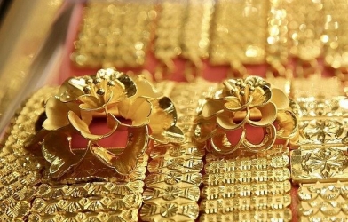 Giá vàng hôm nay tối 2/5: SJC, DOJI ít biến động