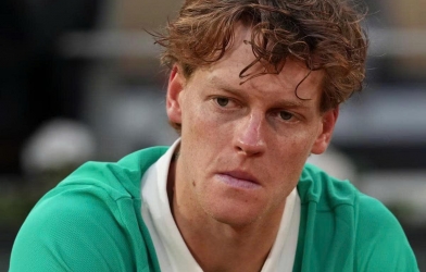 Sinner vượt kỷ lục của Djokovic, tiếp tục giữ ngôi số 1 thế giới