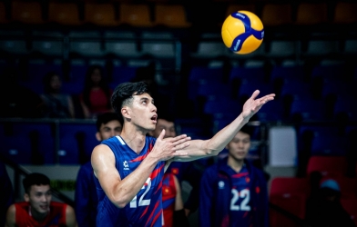 Bóng chuyền Việt Nam thua sát nút đương kim vô địch giải Châu Á