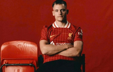 Arne Slot thuyết phục Florian Wirtz đến Liverpool như thế nào?