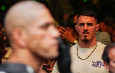 Tom Aspinall hào hứng đối đầu với Alex Pereira