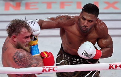 Dàn sao võ thuật gửi lời chia buồn đến Anthony Joshua sau tai nạn thảm khốc