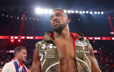 Frank Warren: Anthony Joshua có thể không bao giờ trở lại võ đài