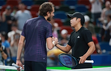 Lịch thi đấu tennis 25/1: Đại chiến Learner Tien - Daniil Medvedev