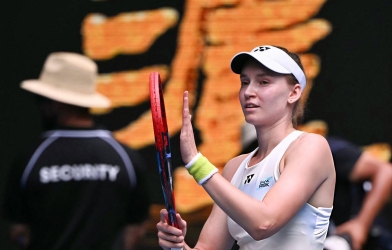 Tay vợt số 1 châu Á hiên ngang vào bán kết Australian Open 2026