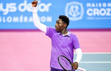 'Kim cương đen' 16 tuổi trình làng ATP Tour, hứa hẹn tương lai xán lạn