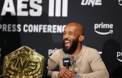 Nhà vô địch ONE Championship bước chân vào ngôi đền huyền thoại UFC