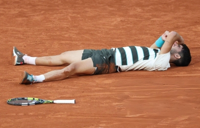 Alcaraz nguy cơ lỡ hẹn Roland Garros 2026