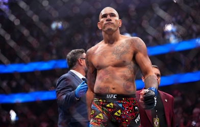 Francis Ngannou: 'Alex Pereira không toàn diện bằng Ciryl Gane'