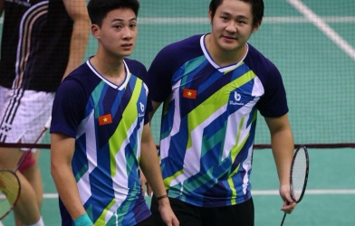 Đình Hoàng-Đình Mạnh vượt qua vòng loại cầu lông Thailand Open 2026