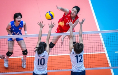 Trực tiếp bóng chuyền nữ U18 Trung Quốc 1-0 U18 Nhật Bản: Sức mạnh của ĐKVĐ