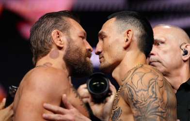 McGregor nặng kí hơn Holloway trước thềm đại chiến UFC 329