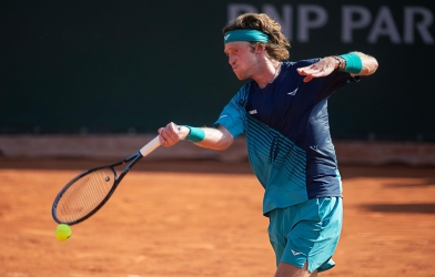 Lịch thi đấu tennis 23/7: Rublev cày 'giải cỏ'