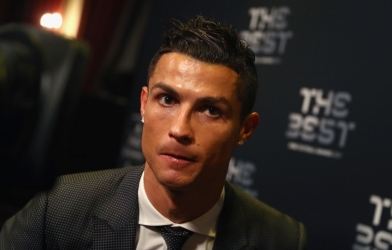 Ronaldo báo tin mừng cho người hâm mộ, đập tan những nghi ngờ về tương lai tại MU