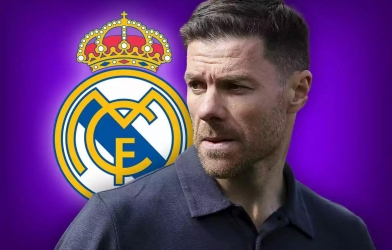 Cập bến Real Madrid, HLV Xabi Alonso chọn mua luôn 'lá chắn thép'