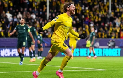 Man City thua sốc đội bóng tí hon tại Champions League