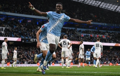 Man City nhẹ nhàng đánh bại đội hạng 4 tại FA Cup