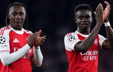 Arsenal nhận hung tin sau chiến thắng 4-1 trước Tottenham