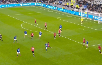 CĐV MU đồng loạt nhắc tên 1 ngôi sao sau trận thắng Everton