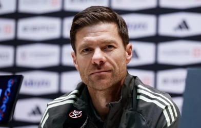 Không phải Liverpool, HLV Xabi Alonso liên hệ tiếp quản CLB vĩ đại nước Anh