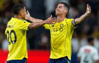 Cristiano Ronaldo viết lại lịch sử cho Al-Nassr ở giải châu Á