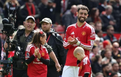 Bruno Fernandes phá kỷ lục vĩ đại bậc nhất Ngoại hạng Anh