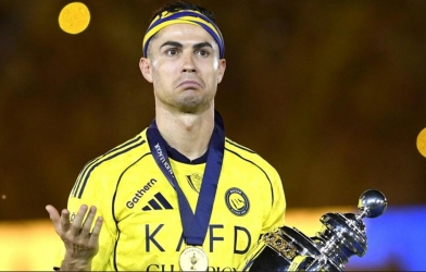 Vừa vô địch, Ronaldo và Al-Nassr bất ngờ nhận án phạt nặng