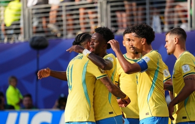 CĐV Brazil đồng loạt chỉ trích 1 ngôi sao sau khi suýt thua Morocco
