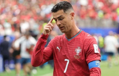 Ngôi sao Bồ Đào Nha: 'Tôi không có nghĩa vụ chuyền bóng cho Ronaldo ở World Cup 2026'