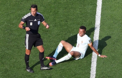 ĐT Pháp nhận hung tin từ Mbappe sau trận thắng Morocco
