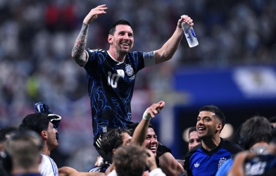 CHÍNH THỨC: Argentina trở lại ngôi vương FIFA sau chiến thắng trước Anh
