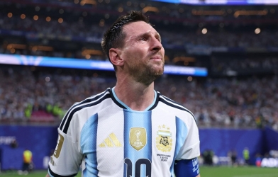CHÍNH THỨC: FIFA chốt trọng tài 'ác mộng' của Messi tại chung kết World Cup 2026