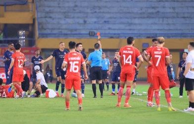 Trực tiếp Viettel 0-0 CAHN: Thẻ đỏ trực tiếp