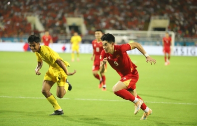 CĐV Malaysia phản ứng cực mạnh khi đánh bại ĐT Việt Nam ở FIFA ASEAN Cup