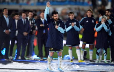 Vừa chia tay Messi, Argentina lập tức đối mặt án phạt từ FIFA