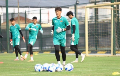 Bóng đá Việt Nam bất ngờ đối đầu đại diện Tây Ban Nha tại Hàn Quốc
