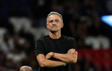 HLV Luis Enrique tuyên bố bất ngờ sau khi PSG đánh bại Barca 4-2
