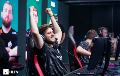 CS:GO: DEGSTER Stand-in cho OG tại giải BLAST