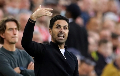 Arteta đang làm gì với Arsenal?