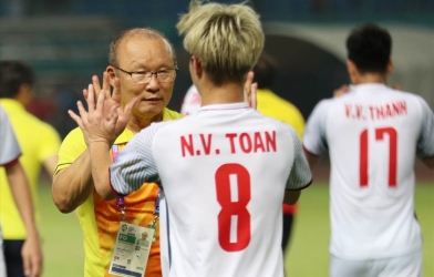 Trước Australia, ĐTQG Việt Nam có nên đánh cược?