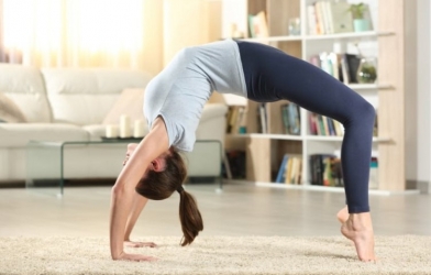 Tư thế bánh xe trong yoga là gì? Lợi ích và cách thực hiện