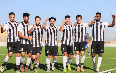 Nhận định Al Shomooa vs Al-Tirsana: Cán cân nghiêng về đội khách