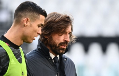 Thầy Ronaldo nhận tối hậu thư từ Juventus