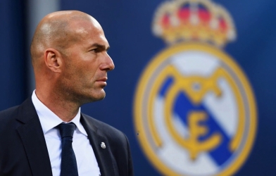 Zidane bị sa thải nếu Real trắng tay?