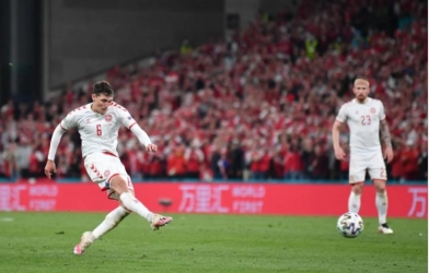 Video bàn thắng Nga 1-4 Đan Mạch: Siêu phẩm của sao Chelsea