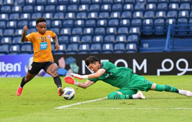 Đối thủ của Văn Lâm mắc sai lầm khiến Cerezo Osaka hòa thất vọng