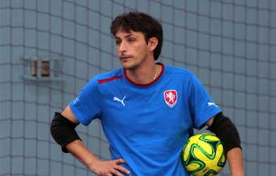 'Ông lớn' châu Âu triệu tập lão tướng 46 tuổi đấu Việt Nam ở World Cup