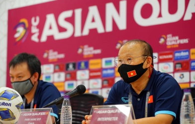 HLV Park Hang Seo nói gì về trận gặp Australia?