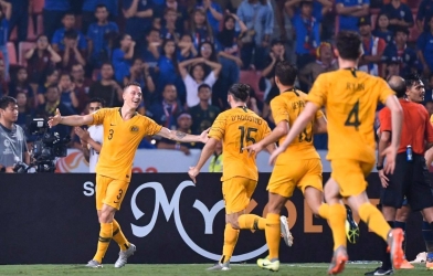 Indonesia gục ngã đau đớn trước Úc